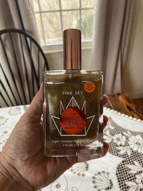 Pink Sky Bronzed Goddess Illuminating Body Oil Coconut Papaya Scent